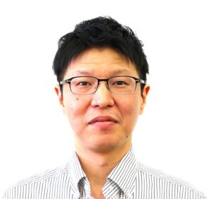 阪上辰也センター長